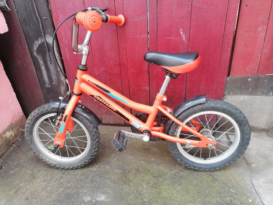 Vând bicicleta copii 3-5 /6 ani