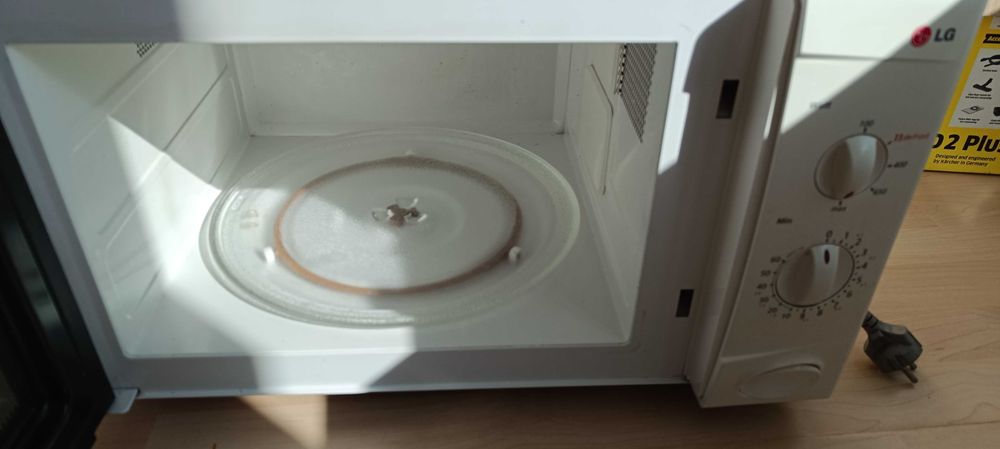 Микровълнова печка LG