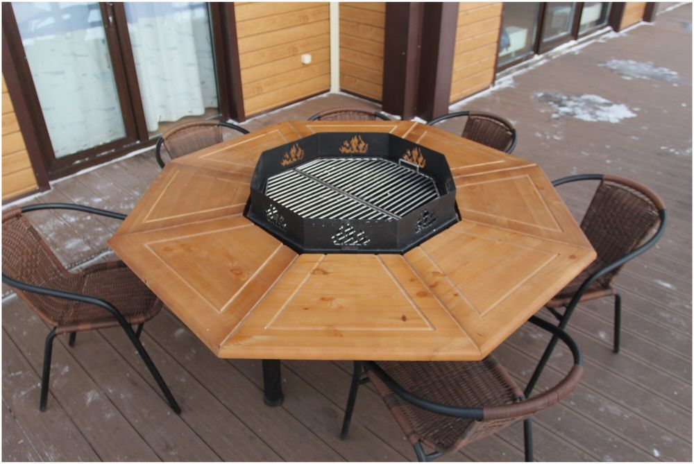 Стол гриль для дачи