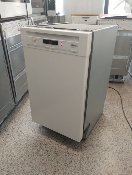 Съдомиялна Miele Activ SC 45см