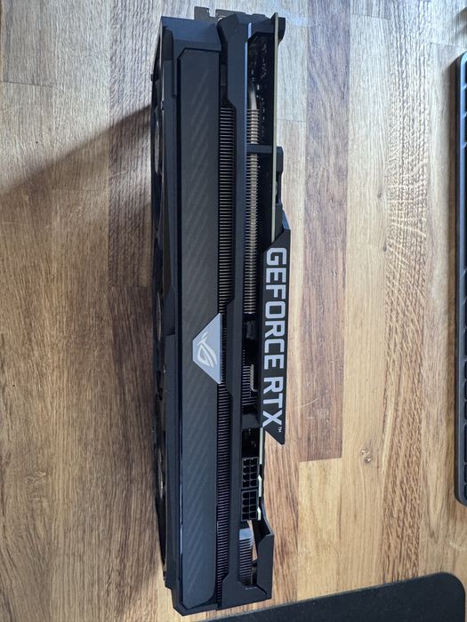 Firma, vand inventar GPU Asus Rog Strix RTX 3070