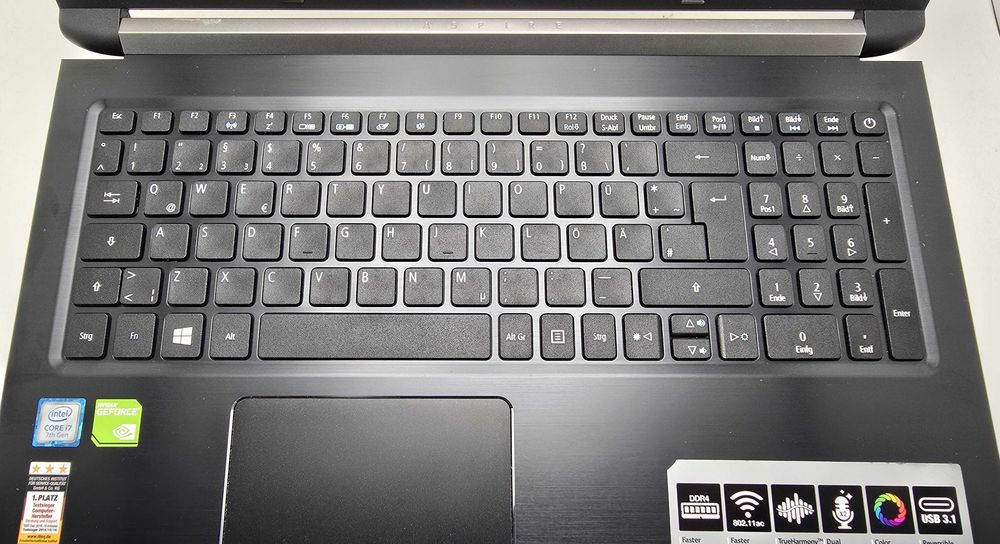 Acer Aspire A515-51G  i7 7500U/8GB/500GB SSD/Nvidia MX130-2GB/FHD