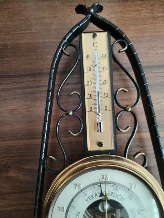 Vând barometru german cu termometru