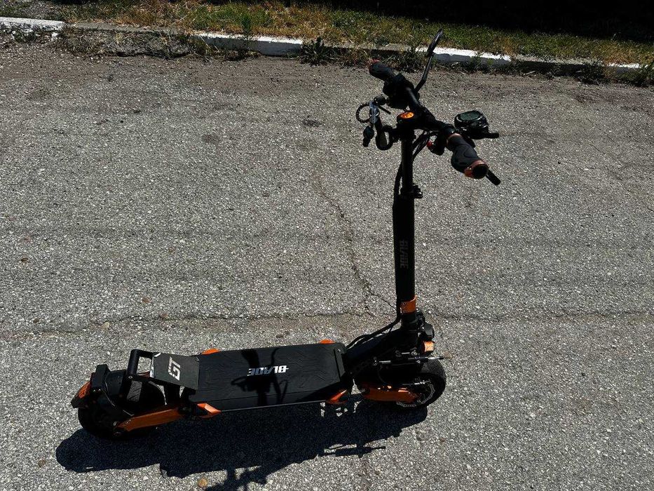 Продавам електрическа тротинетка Teverun Blade GT 60v 23a