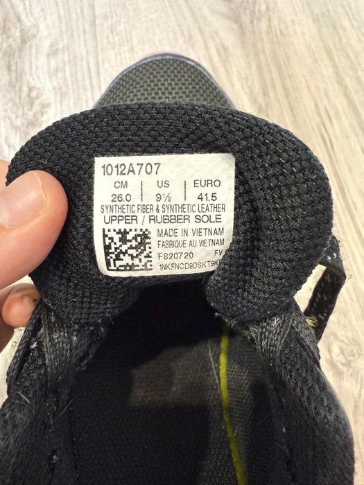 Кроссовки Asics, размер 40.5