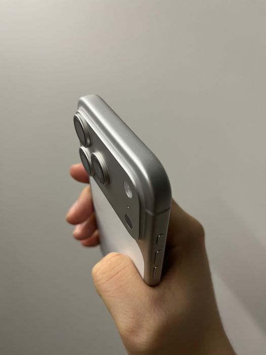 IPhone 17 Pro (256GB, Silver)