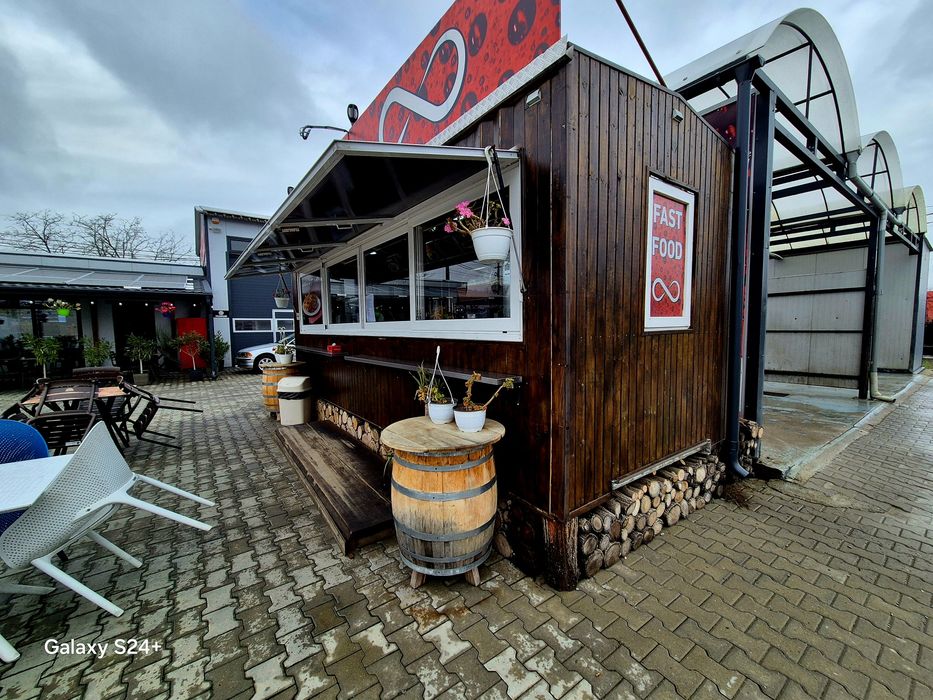 Rulota Fast-Food. De Vânzare