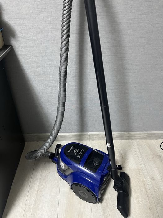 Пылесос Samsung Air Track