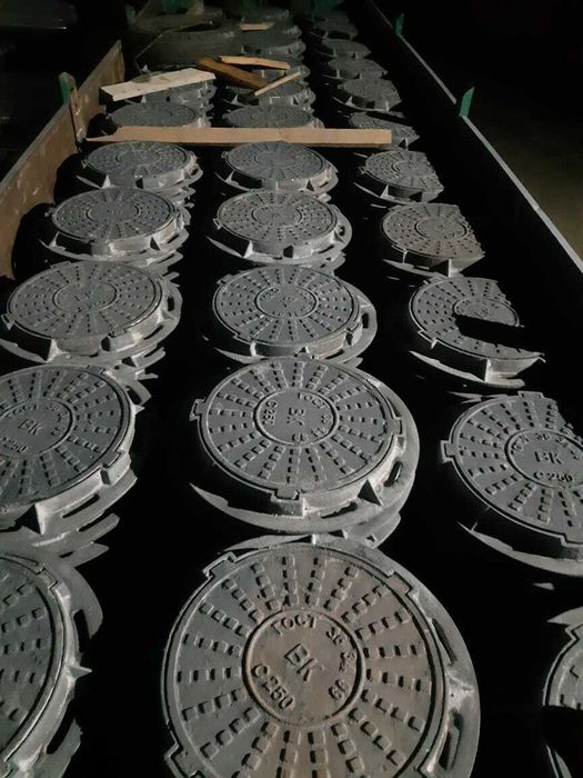 Чугунный люк (дождавик,вода премный)