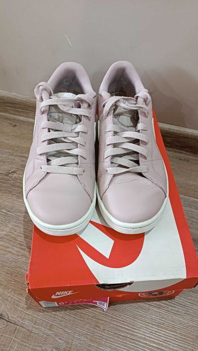Кецове nike розови