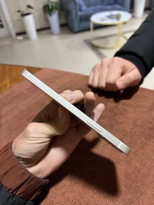 Iphone 12 Sotiladi Holati yaxshi