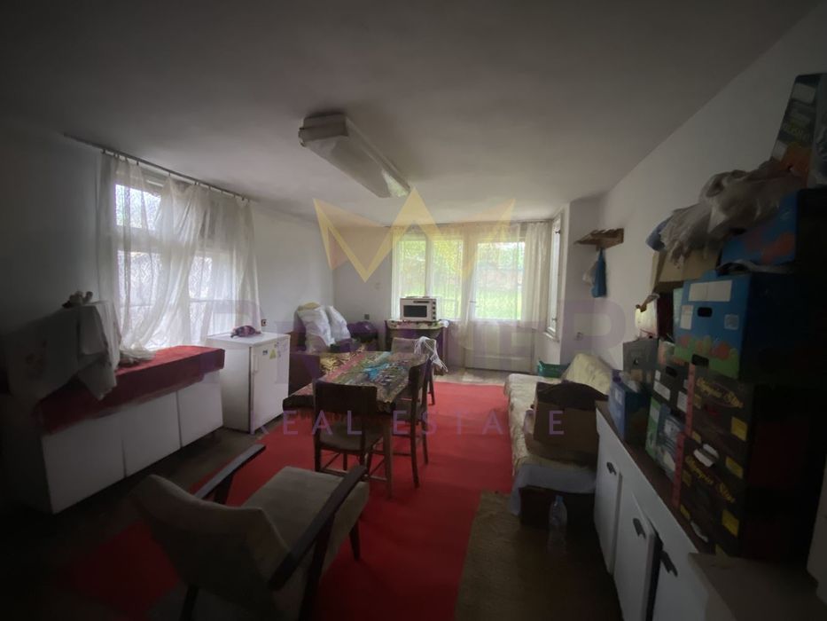 Продава се Къща в с. Разлив, Област София-област - 160 кв.м за 375 €/кв.м - Снимка #8