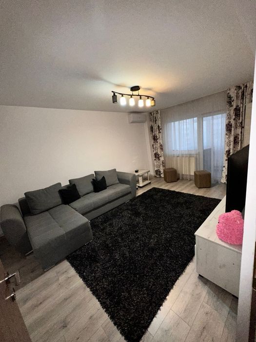 Vand apartament 2 camere Pitești