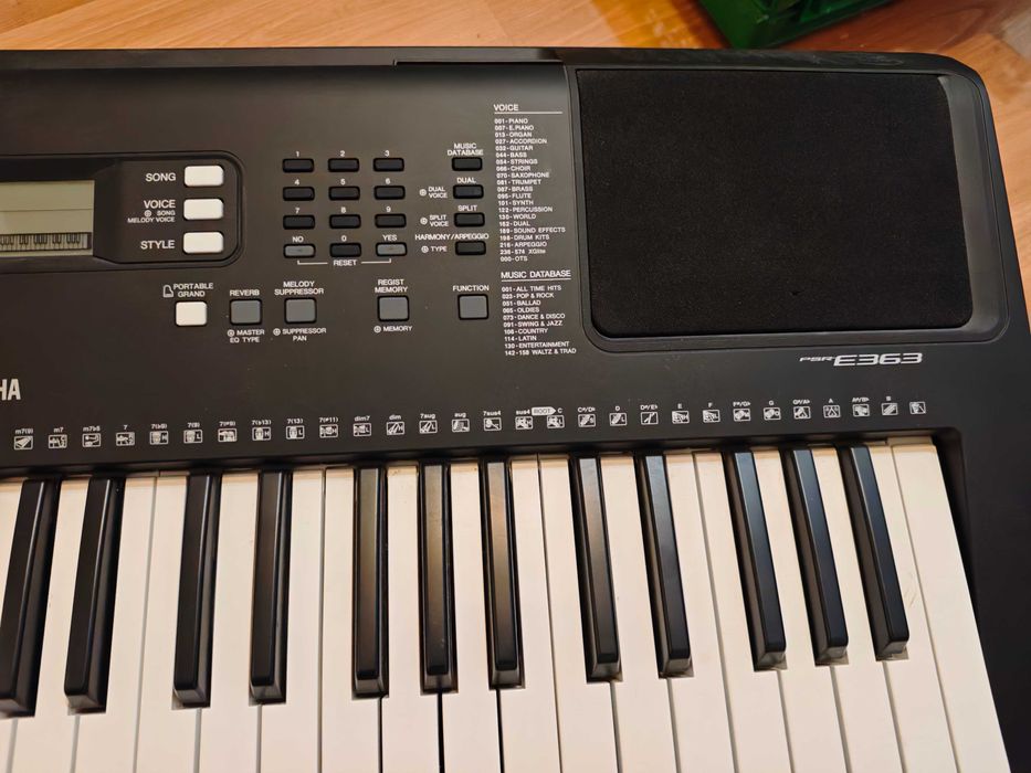 Orga Yamaha PSR-E363