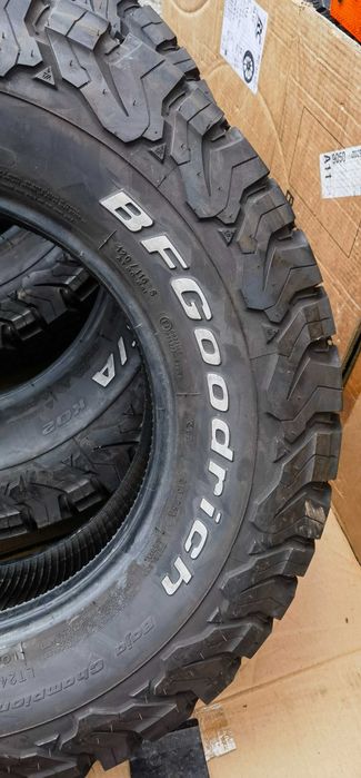 Чисто НОВИ BFGOODRICH 245/75R16 120/116S TL ALL-TERRAIN T/A KO2