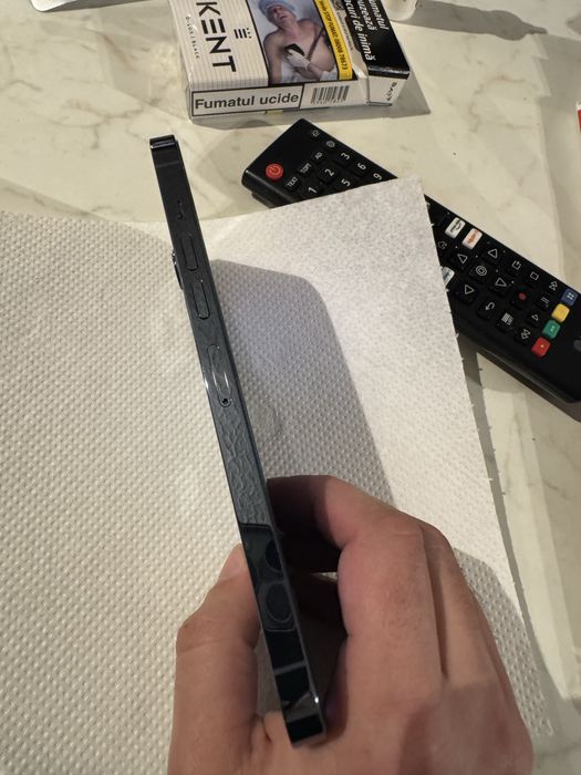 Iphone 13 pro max 89% bat