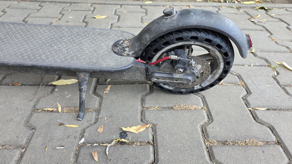 Trotineta  electrică Xiaomi Mi Scooter (M365) + Suspensie Monorim