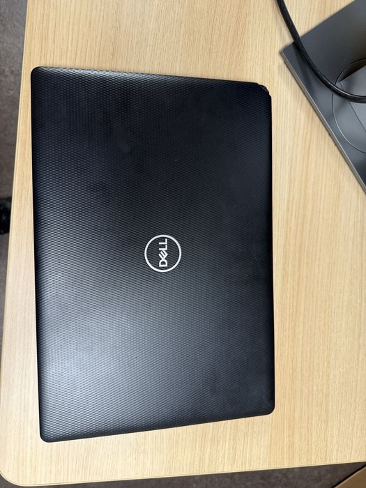 Ноутбук Dell черный