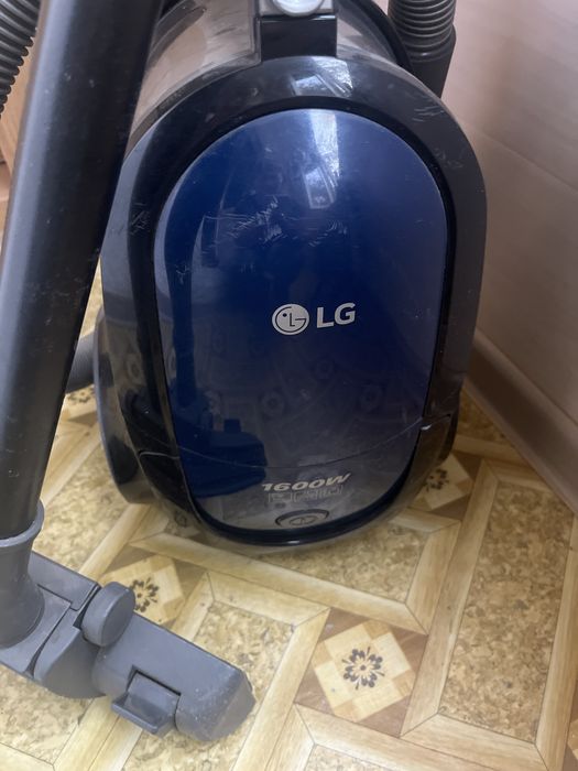 Пылесос LG продам