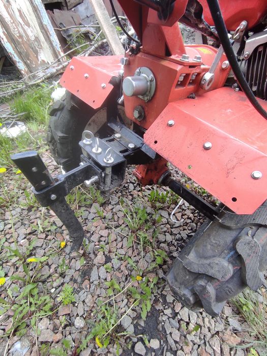 Продам мощный культиватор (мотоблок)