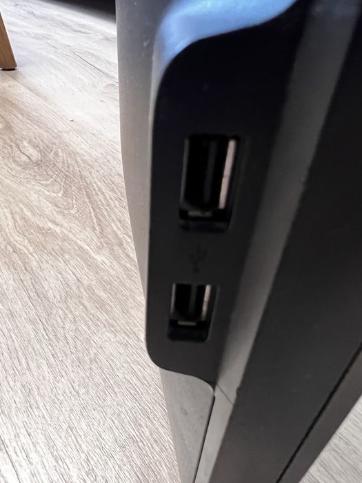 Monitor Dell 24” FHD