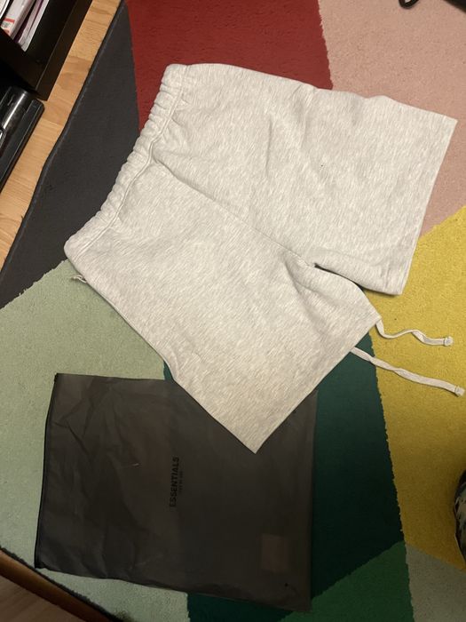 pantaloi essentials