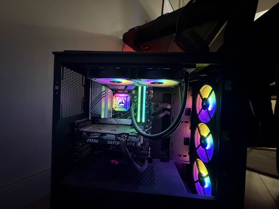 Setup Gaming Complet High-End RTX 4060 + i5 13600KF + Monitor Curbat 280Hz + Birou Gaming RGB