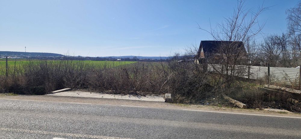 Teren de vanzare in Alpare