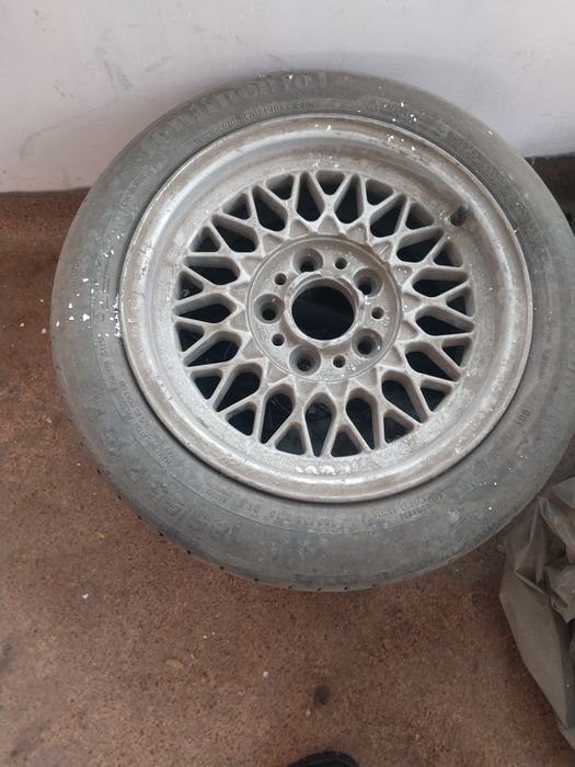 ето диск с шиной за 15000 бмв