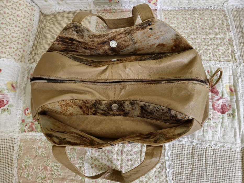 Чанта от естествена кожа, ръчно изработена