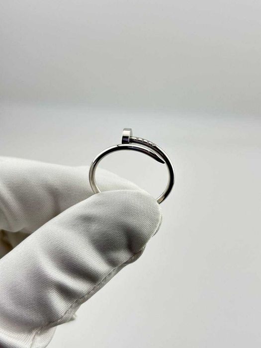 Кольцо Cartier Juste Un Clou