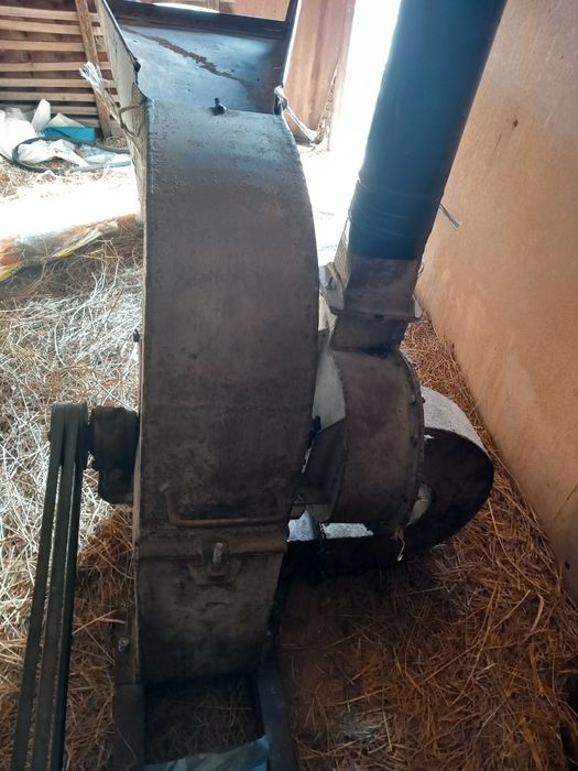 Трифазна Чукова Фуражомелка