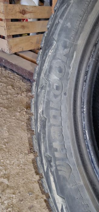 Продам зимние шины Hankook