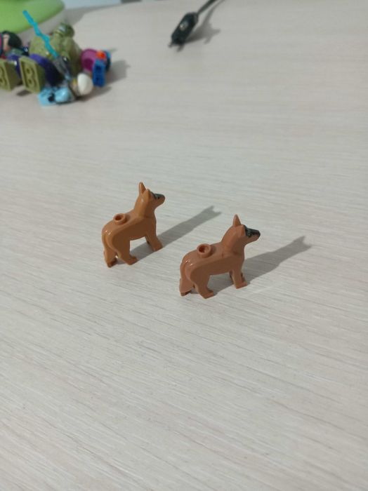 Минифигурки собаки лего