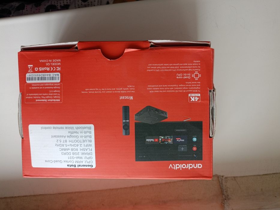 Продам андроид приставку