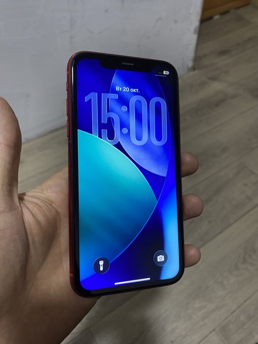 Продам iPhone 11 Red состояние отличное