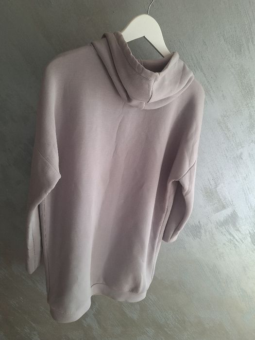 Рокля с дълъг ръкав GUESS .