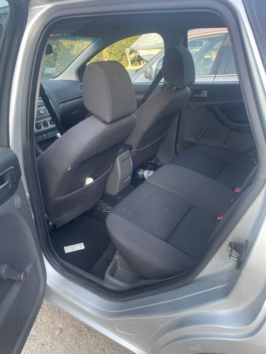 Ford focus 2 1.6 benzina +gaz