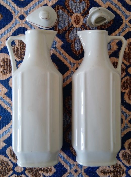 стари БГ порцеланови шишета, за попълване на сервиз- общ.Приморско