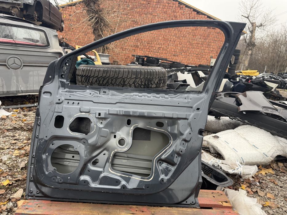 Врата Renault Megane IV