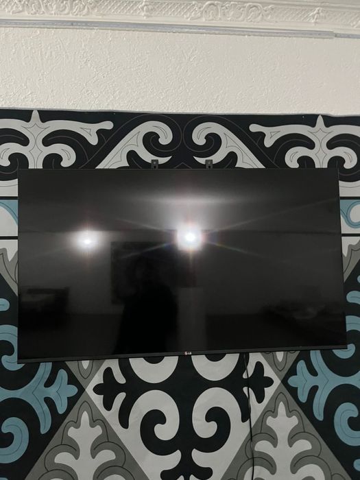 Срочно продается смарт телевизор LG