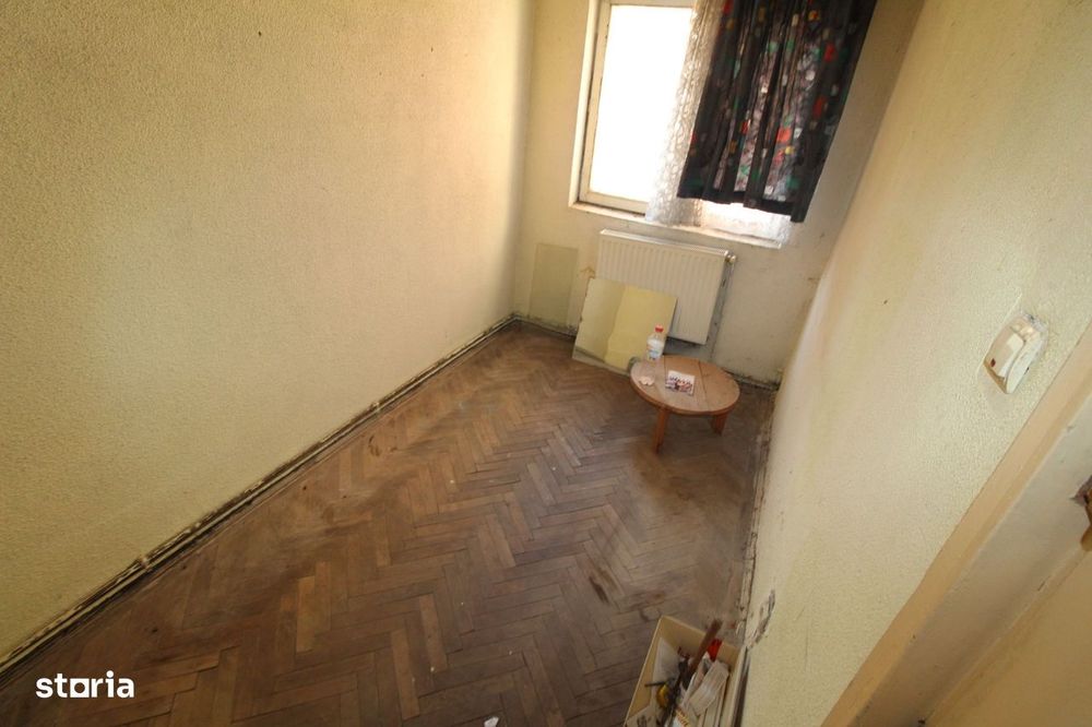 Apartament 3 camere, zona Piața Mică — fotografia 3