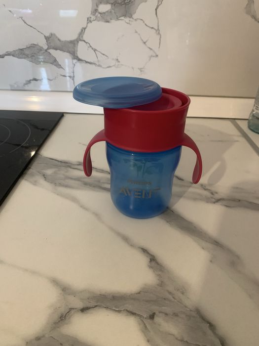 Продам бутылочку и поильник!