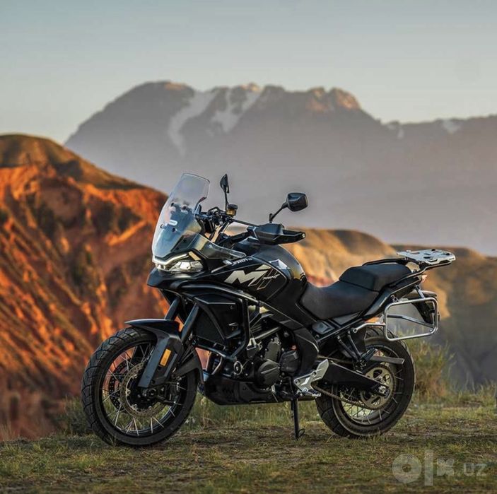 CF MOTO 700 MT adventure