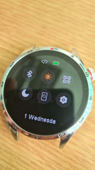 Vând smartwatch nou