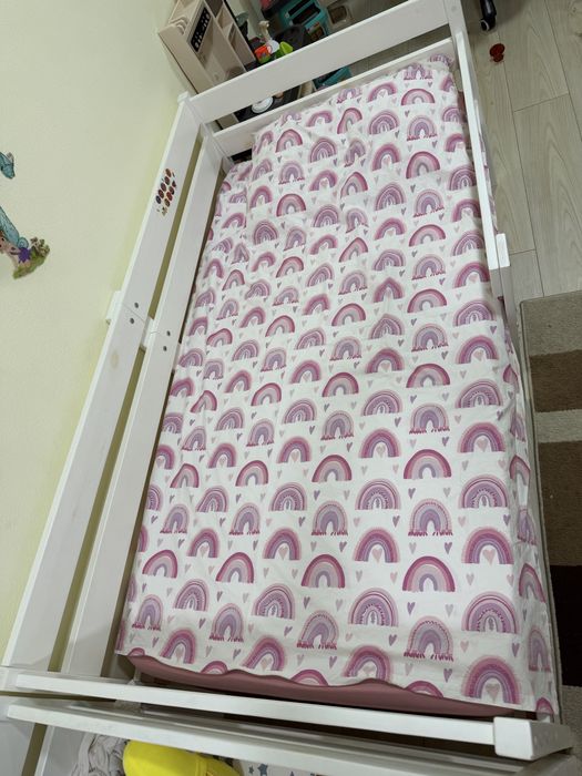 Продам кровать детскую