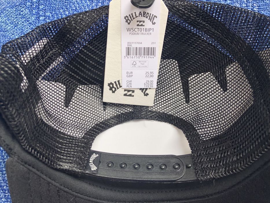 Billabong / Me Against The World  ОРИГИНАЛНИ шапки