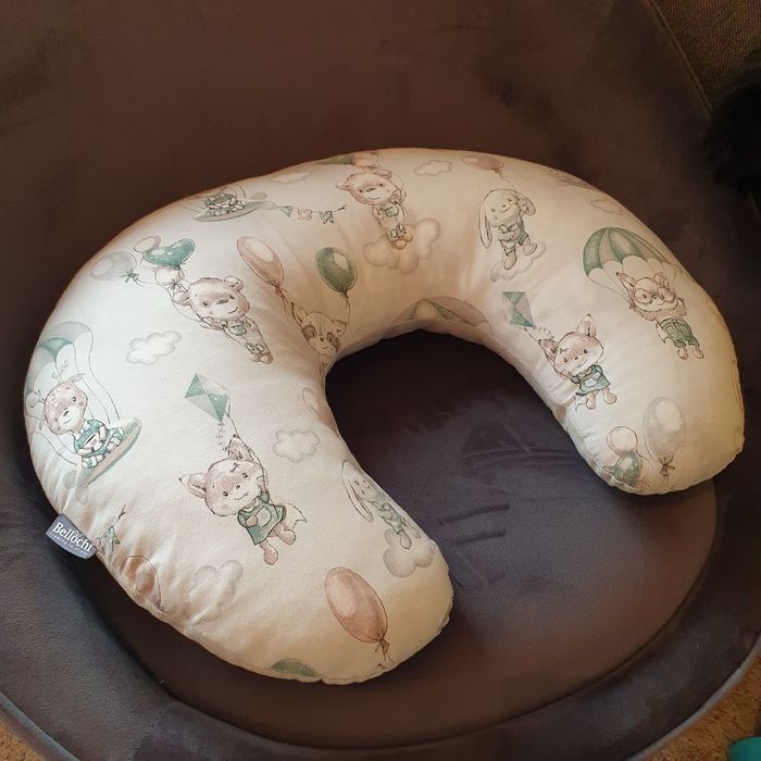 Pernă de alăptare Bellochi în stare excelentă