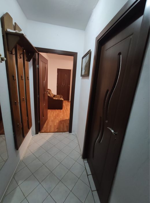 Inchiriez apartament doua camere