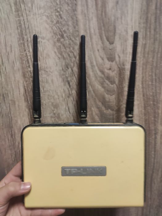ZYXEL ва TP-LINK сотилад